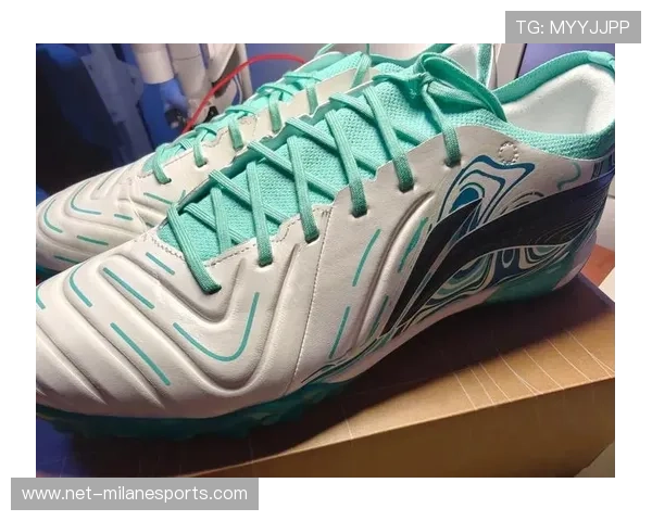 李宁品牌赞助的足球明星有哪些他们在场上场下的精彩表现