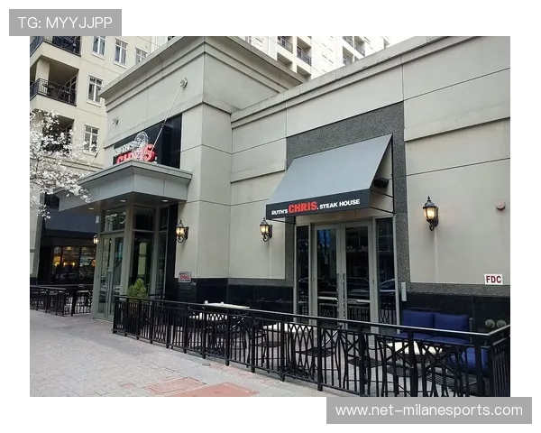 足球明星墙纸设计打造专属运动氛围点亮居家空间的创意与魅力